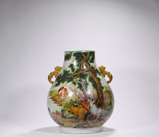 Qing Dynasty Qianlong Zun Bottle