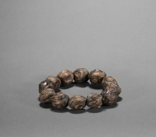 Qing Dynasty Agalwood Hand String
