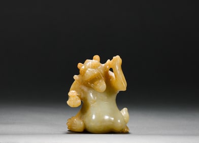 Han Dynasty Hetian Jade Bear