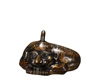 A Inlaid Gold and Silver   B east  P aper weight , Han Dynasty, China