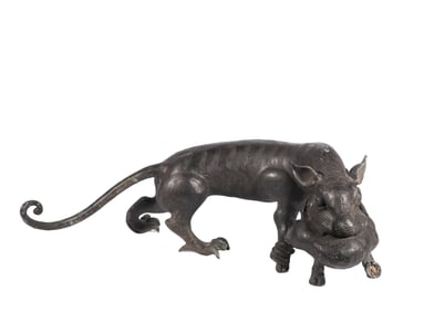 B ronze Biting Beast , Han Dynasty, China