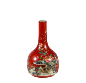 A Qianlong  Famille Rose Appreciation Bottle , Qing Dynasty, China