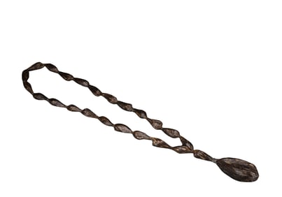 A Qinan  A garwood  N ecklace, Qing Dynasty, China