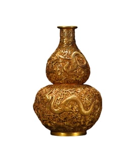 A Dragon Pattern Bronze Gilt Gourd Appreciation Bottle, Qing Dynasty, China