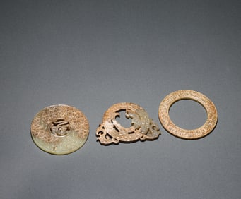 Three pieces of Hetian jade in the Han Dynasty