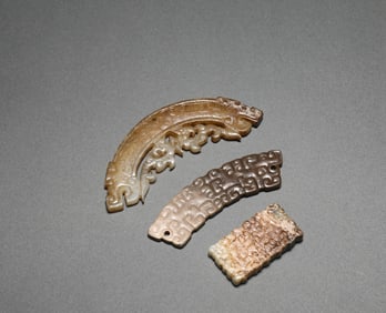 Three pieces of Hetian jade in the Han Dynasty