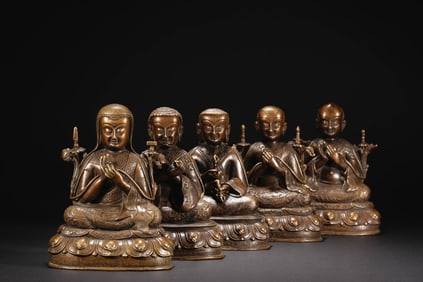 The fifth generation of gilded Tsongkhapa Buddha in the Qing Dynasty