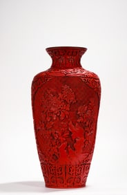 Qing Dynasty lacquerware vase appreciation