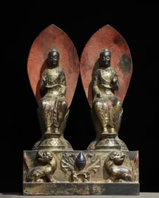Double Buddha statues in copper, gold and cinnabar from the Northern Wei Dynasty