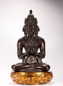 Qing Dynasty Agarwood Guanyin statue