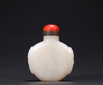 Qing Dynasty Hetian jade snuff pot