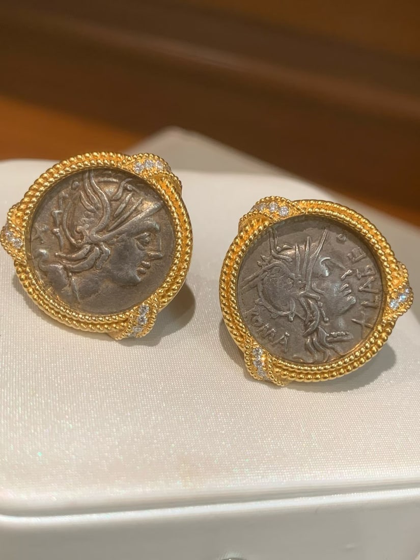 18K GOLD EARRINGS SET WITH ANCIENT ROMAN GODDESS COINS/SILVER COINS: It weighs 17g and has a countertop diameter of 21mm