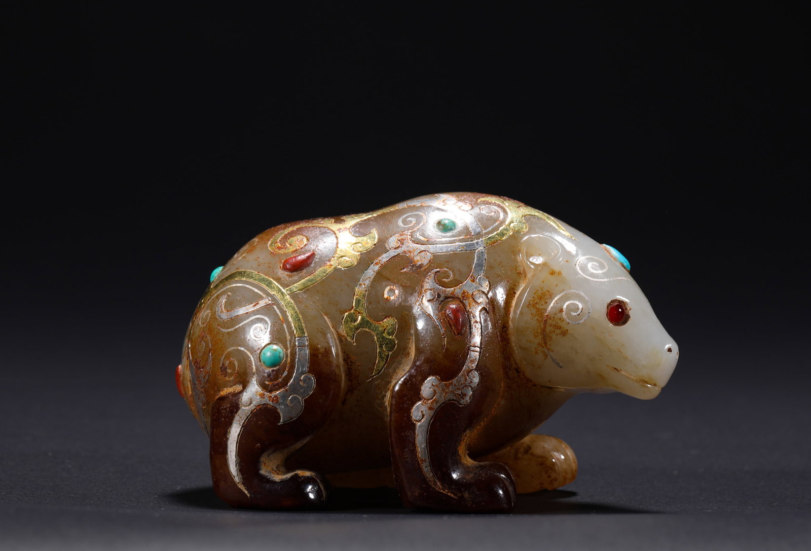 HAN DYNASTY HETIAN JADE CUO GOLD AND SILVER INLAID GEMSTONE JADE BEAR (1 of 7)
