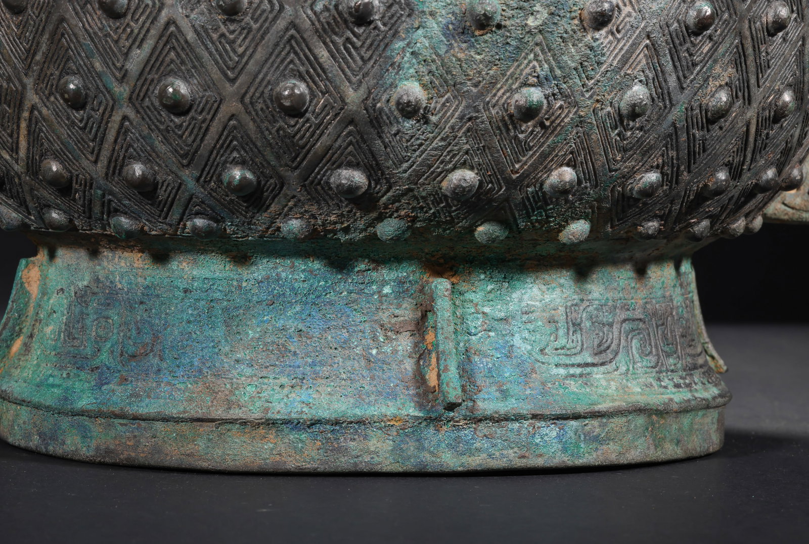 SHANG DYNASTY BRONZE CAULDRON-PATTERNED GUI - 7