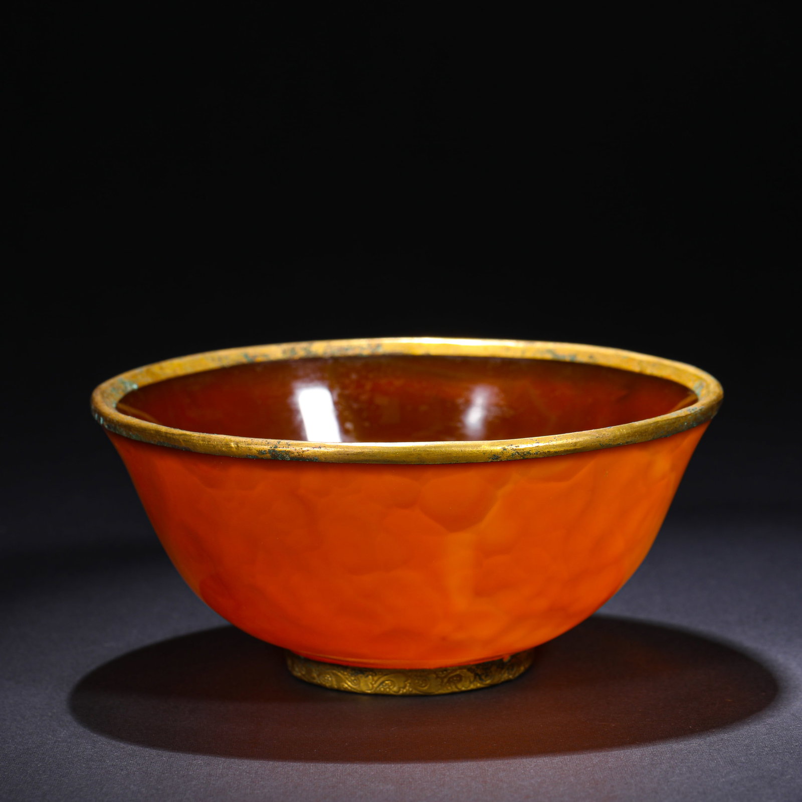 TANG DYNASTY AGATE GILDED BOWL: H:6.5cm(2.56in)D:13.5cm(5.31in)Weight:340g