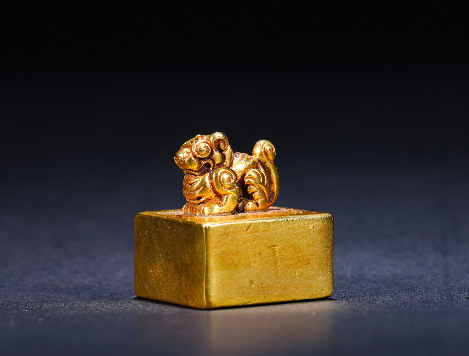 BRONZE GILDED SEALS OF THE HAN DYNASTY (1 of 5)