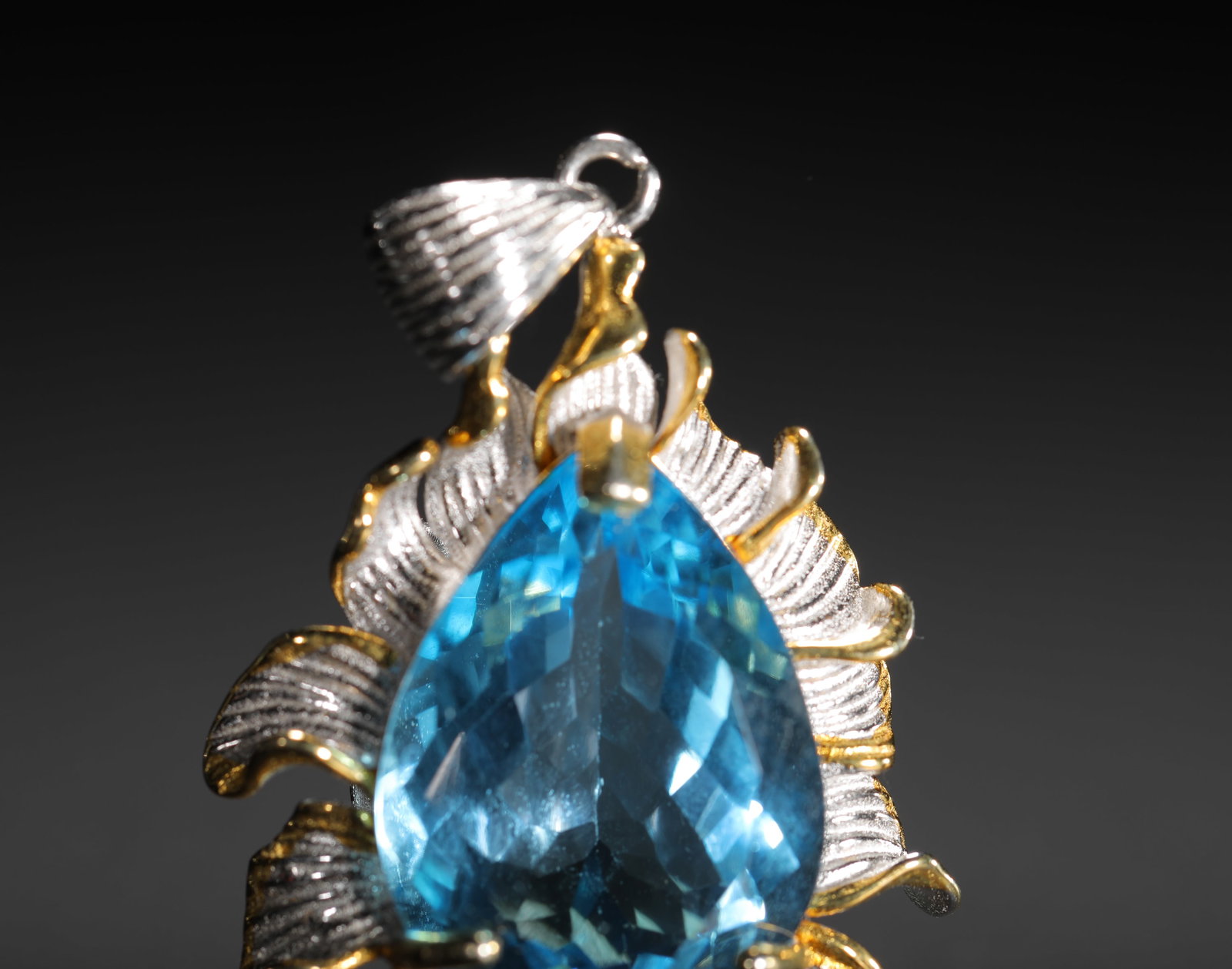 HIGH PURITY TOPAZ RING - 2