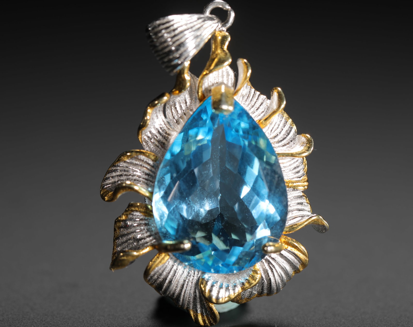HIGH PURITY TOPAZ RING - 4
