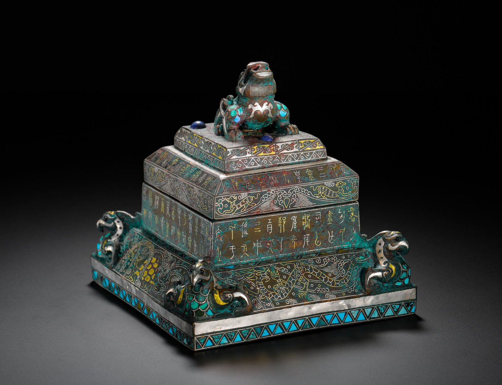 THE HAN DYNASTY INLAID GOLD AND SILVER INLAID GEMSTONES WITH DRAGON AND PHOENIX PATTERNS AND (1 of 10)
