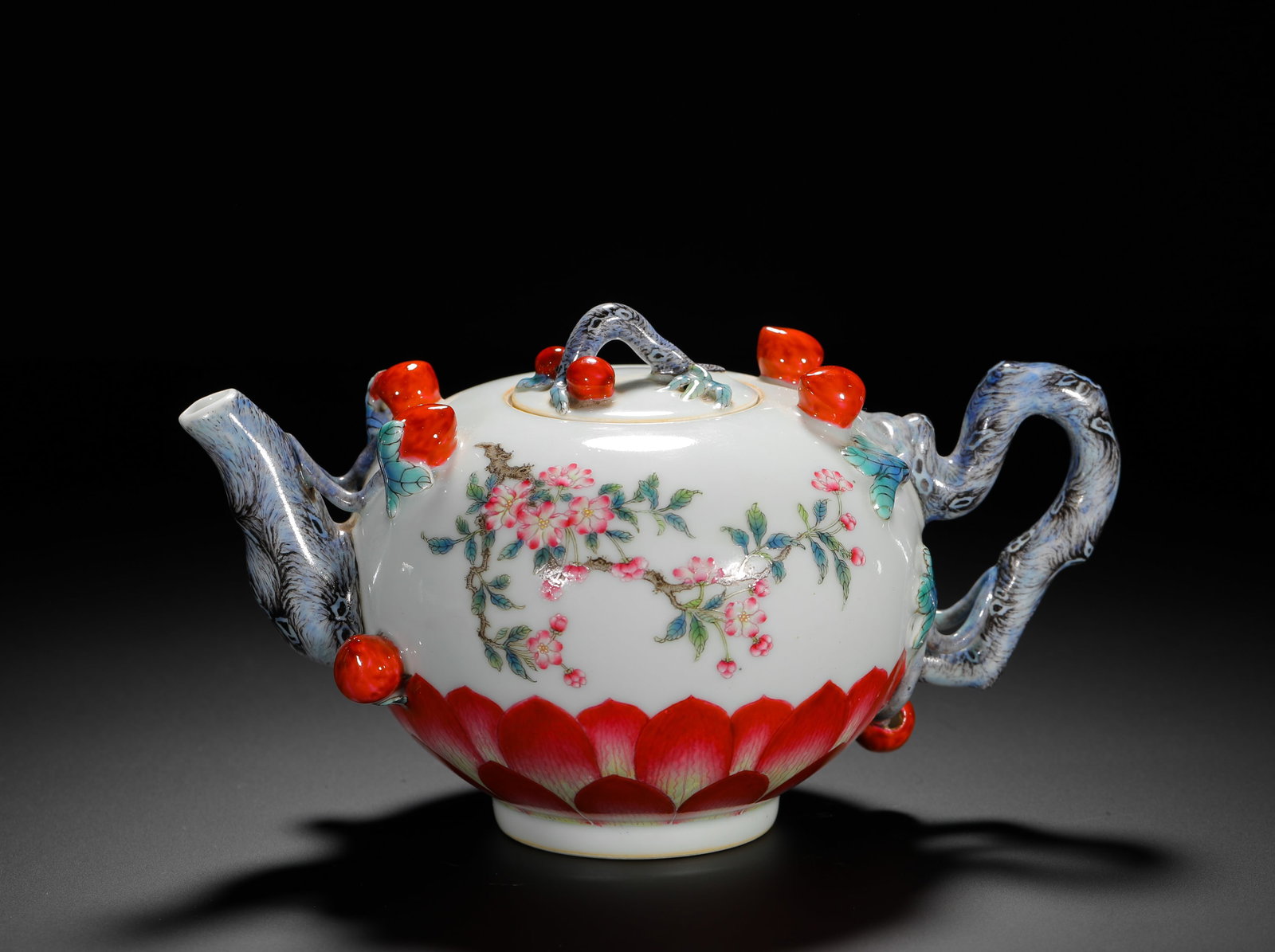QING QIANLONG STYLE PASTEL IMITATION POMEGRANATE PEONY PATTERN EWER (1 of 9)