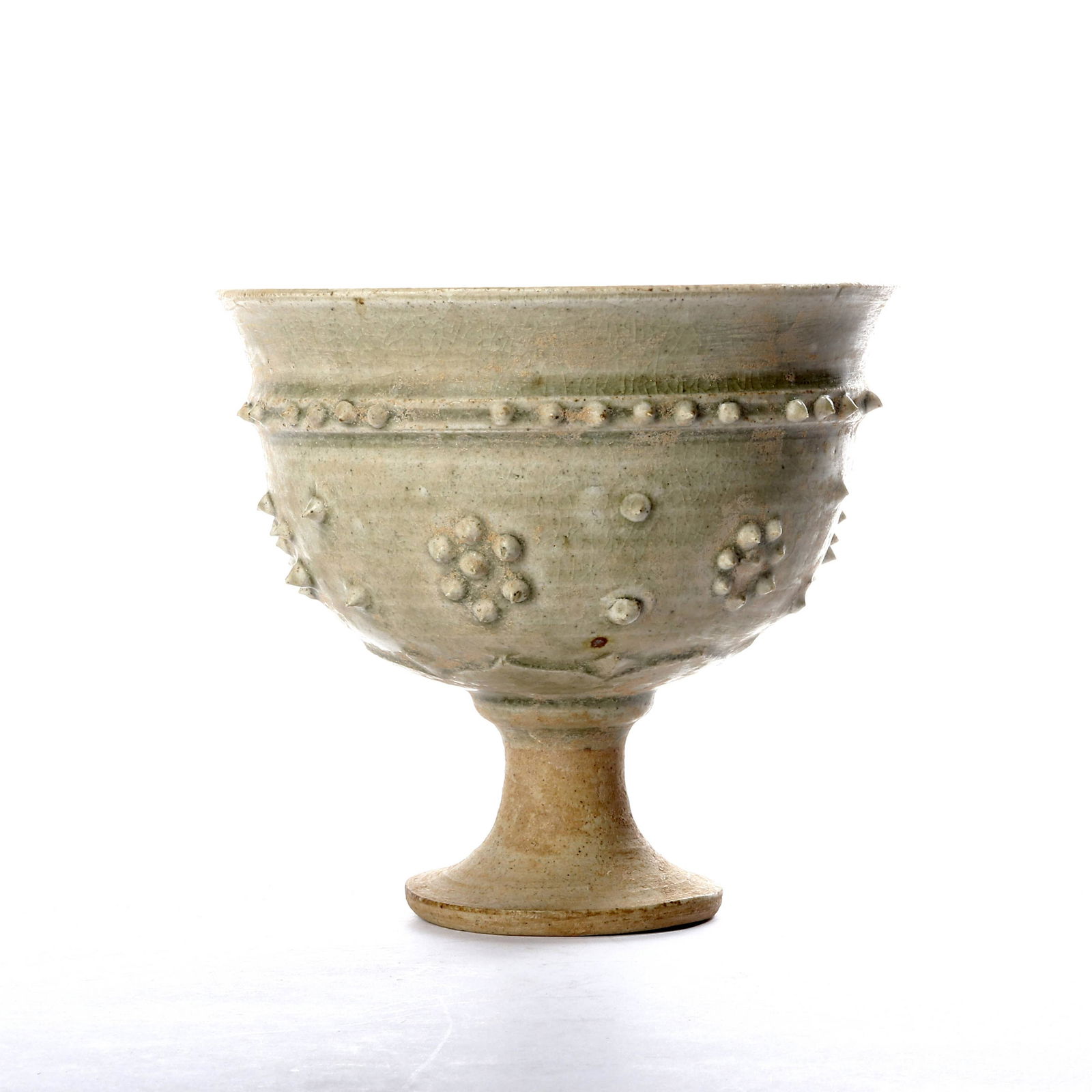 Celadon decorated goblet in Xiangzhou kiln of Northern (1 of 8)