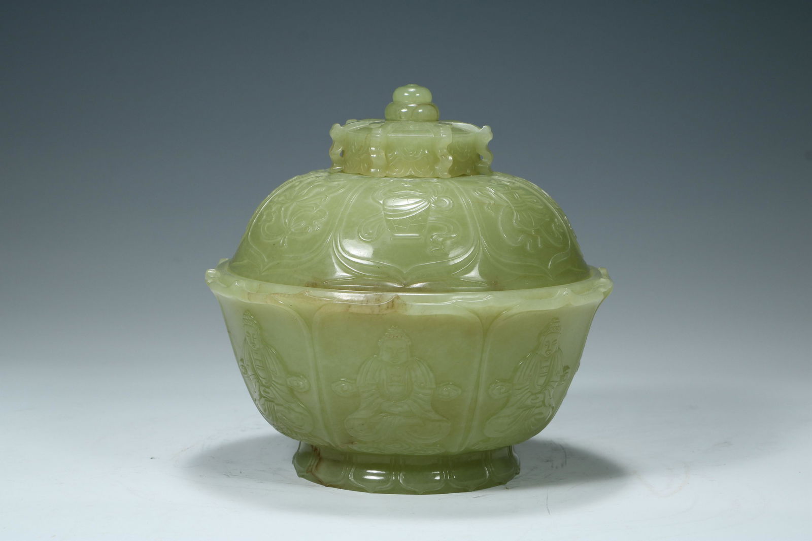 Qing Hetian jade seven Buddha cover bowl (1 of 10)