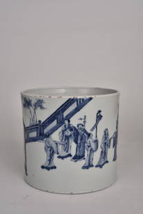 Qing and Kangxi blue-and-white pen holders: Qing and Kangxi blue-and-white pen holders 清，康熙青花人物笔筒 Dimensions: H,17cm W,18,5cm