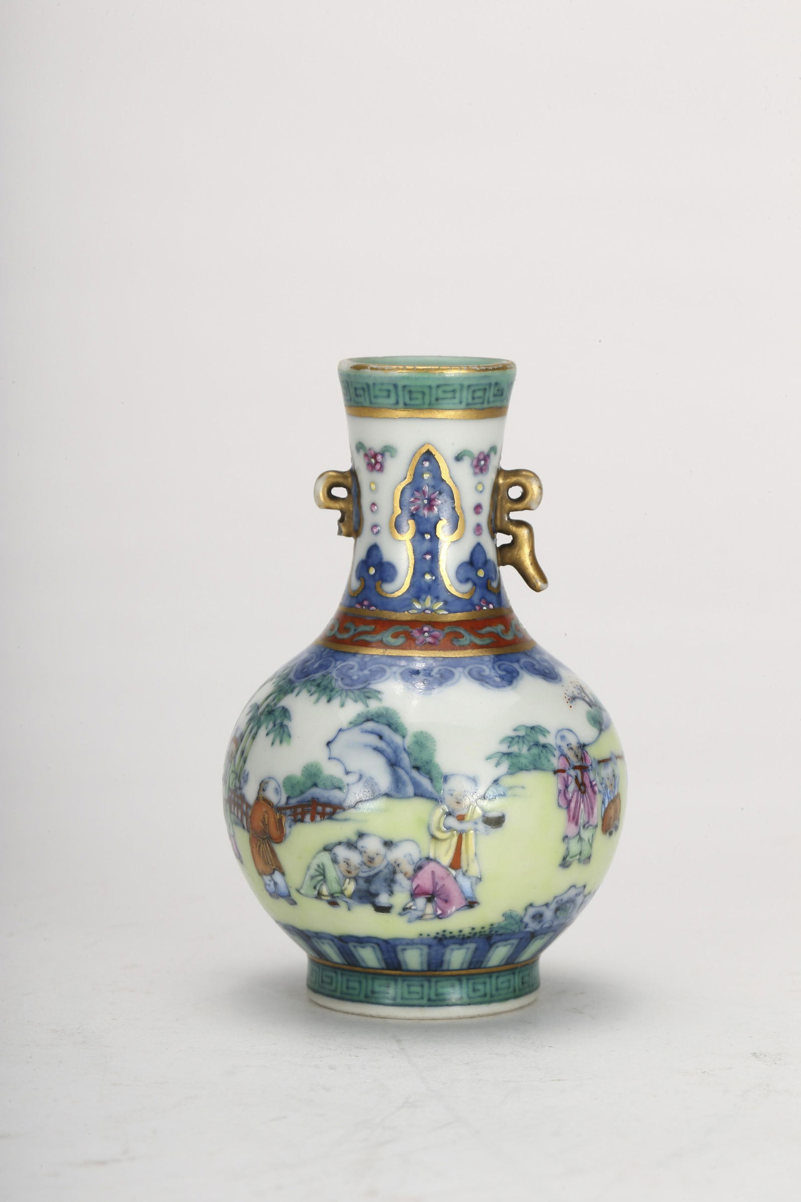 Qing, blue and white bucket color bottle (1 of 6)