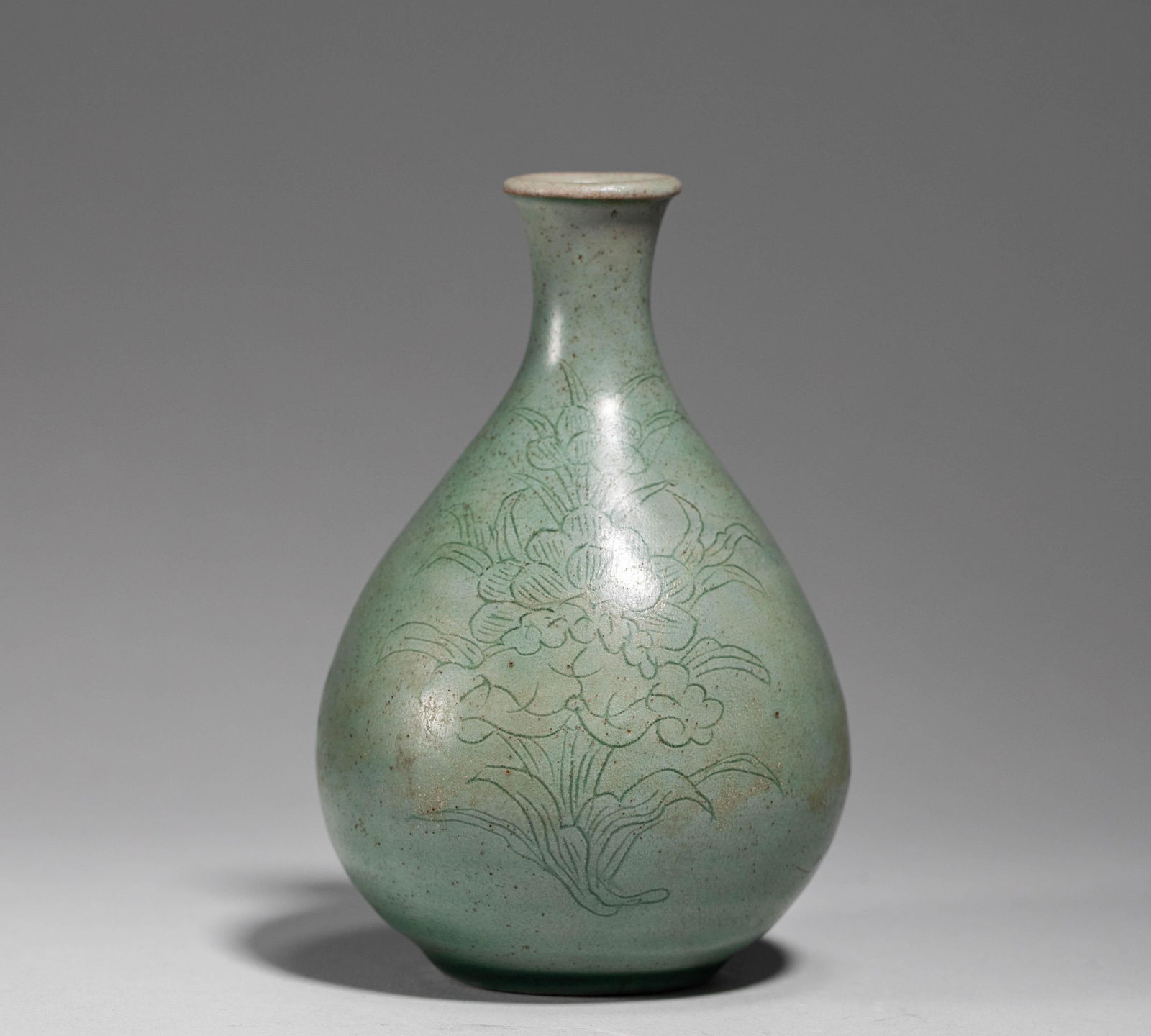 CELADON JADE POT SPRING OF SONG DYNASTY (1 of 6)