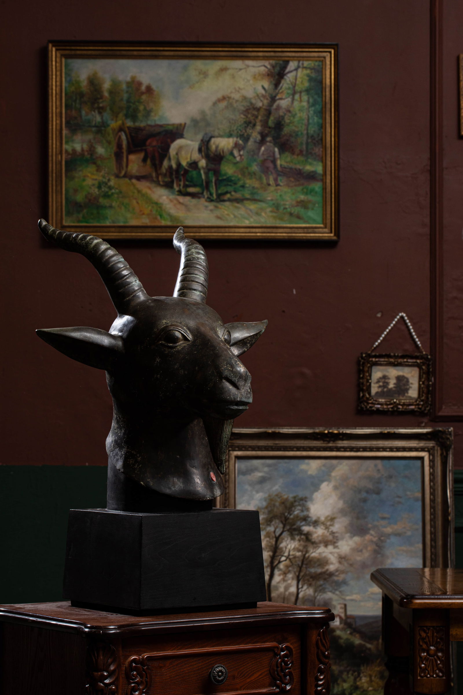 Bronze Ram's Head (1 of 1)