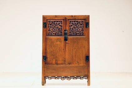 MING DYNASTY HUANGHUALI BOOKCASE
