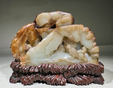 WHITE JADE IN THE QING DYNASTY LIVED AND WORKED IN PEACE AND CONTENTMENT IN SHANZI