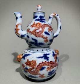 QING DYNASTY BLUE AND WHITE ALUM RED TEAPOT