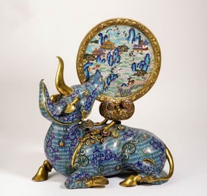 QING DYNASTY CLOISONNE RHINOCEROS LOOKING AT THE MOON
