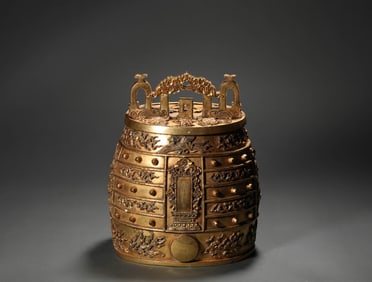 A bronze gilt chime bell, Qing Dynasty, China