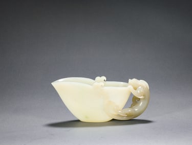 A Hetian jade brush wash, Qing Dynasty, China