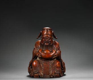 A bamboo carved pen holder, Qing Dynasty, China