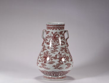 An underglaze red statue, Qing Dynasty, China