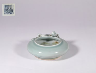 A Qianlong brush wash, Qing Dynasty, China