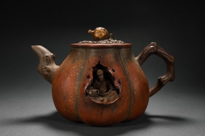 Chinese fine purple clay pot