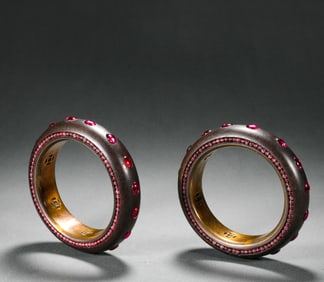 Qing Dynasty aloes inlaid gem bracelet