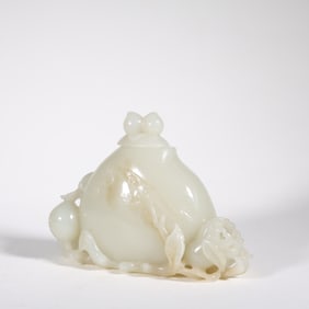 Hetian jade blessing and longevity bottle