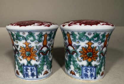 QING DYNASTY COLORFUL LOTUS SCROLL
