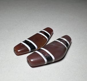 TANG DYNASTY AGATE BEADS