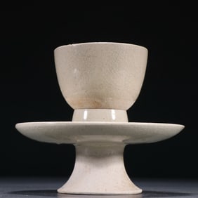 SUI DYNASTY WHITE PORCELAIN CUP