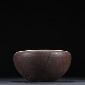TANG DYNASTY BLACK GLAZE BOWL