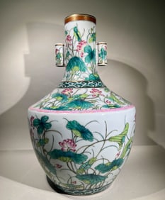 QING DYNASTY PASTEL VASE