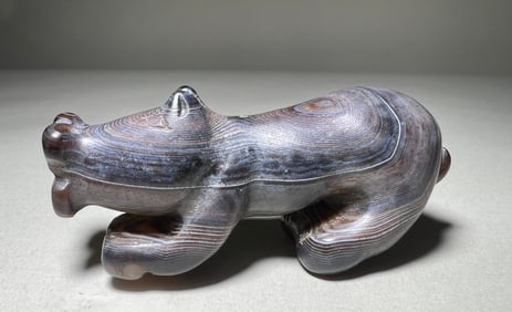 WARRING STATES PERIOD SARDINE AGATE AUSPICIOUS BEAST