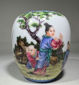 QING DYNASTY ENAMEL FIGURE WASH