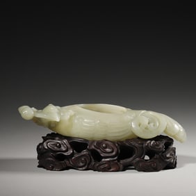 A jade phoenix shaped water pot,Qing Dynasty,China